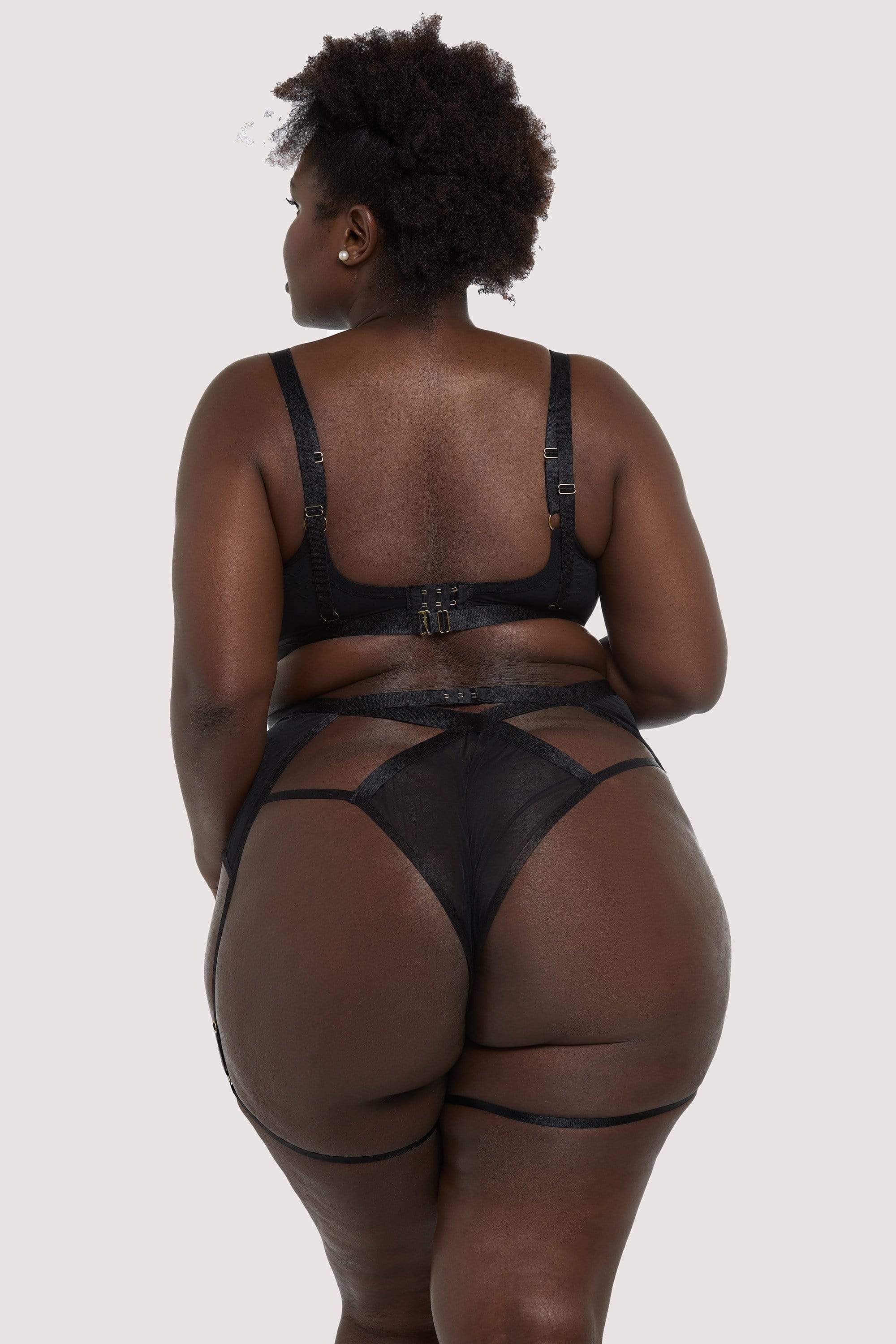 Brazilian BBW in black...